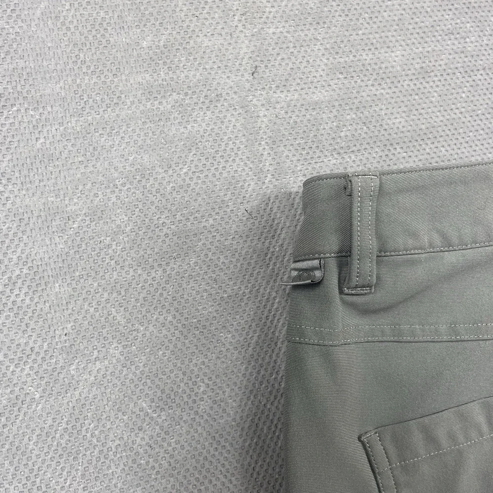Lululemon ABC Pants Mens 38x33 Green Slim Fit Athletic Stretch Golf Chino Casual